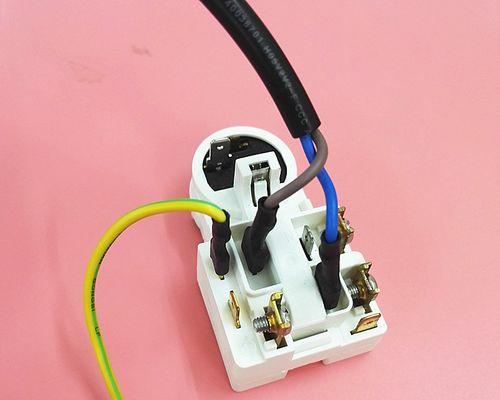 冰箱压缩机过热问题解析（探究冰箱压缩机过热原因及解决方法）