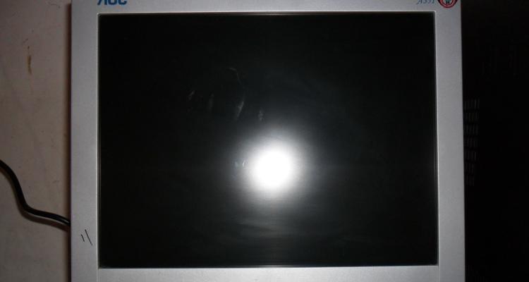 液晶显示器模块脱胶的原因和解决方法（探究液晶显示器模块脱胶的原因）