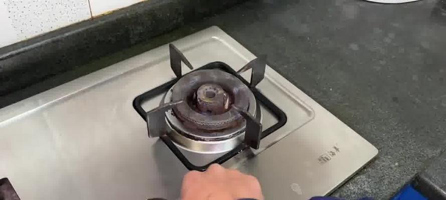 解决西门子燃气灶火不大故障（排除故障的方法及注意事项）