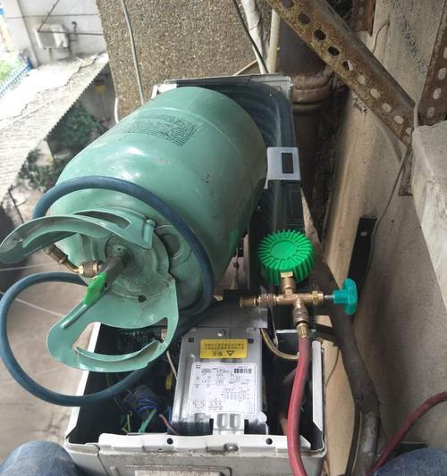 空调加氟的原理与作用（深入了解空调加氟的工作原理）