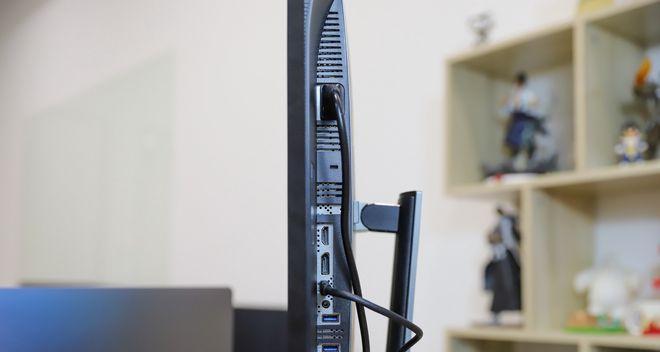 显示器接口发黄的原因及解决方法（优化显示器接口的关键步骤与技巧）