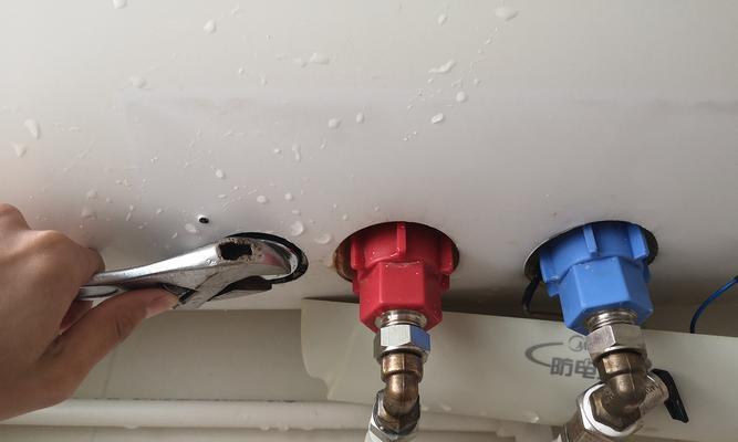 如何解决热水器清洗时水流量不足的问题（提升水流量的方法及技巧）