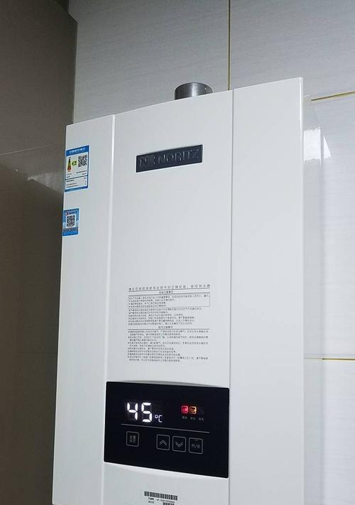 燃气热水器进水原因解析（探究燃气热水器进水的主要原因及解决方法）