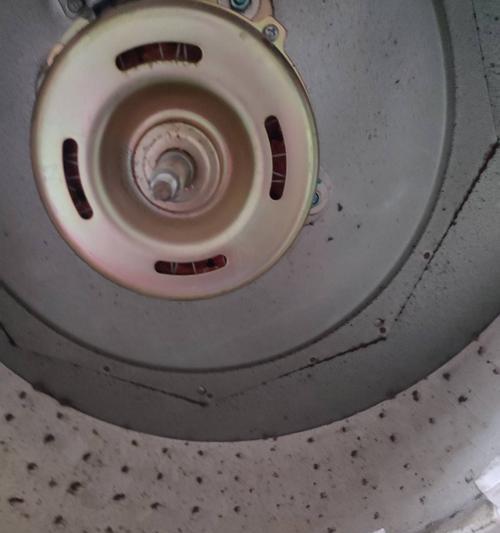 热水器、空调、洗衣机清洗方法（保持家电清洁的秘诀）