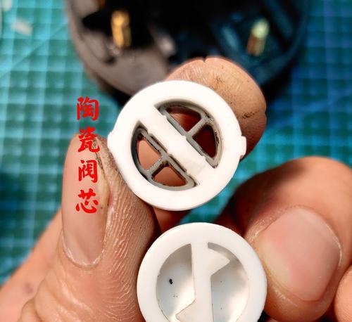 飞羽热水器日常故障维修指南（解决热水器故障的简易方法）
