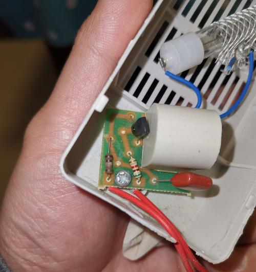 饮水机损坏的原因是什么？如何预防和解决？