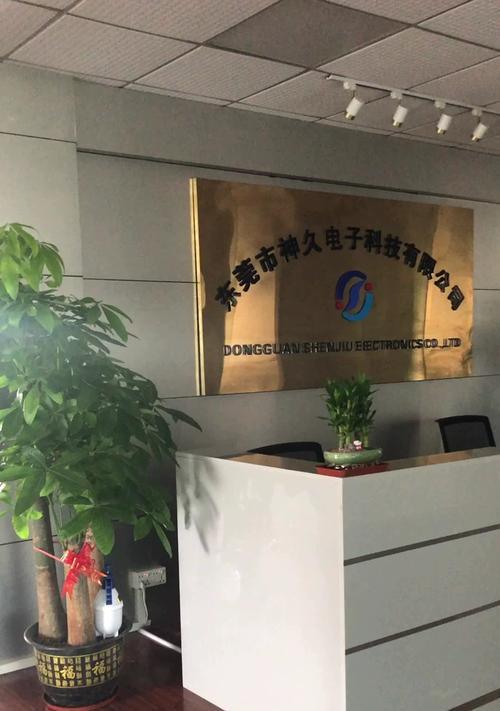 台铃原厂充电器插头有什么特点？